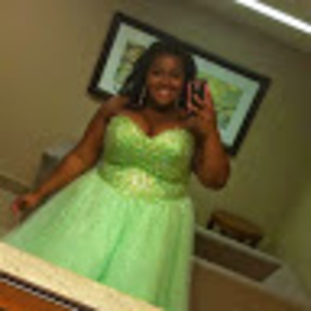 Meet your Posher, Kamree